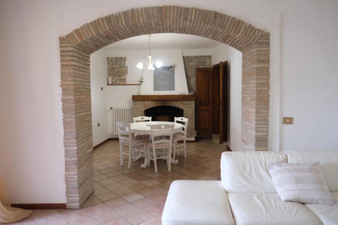 Appartement La Residenza Dei Nonni à Montefranco Extérieur photo